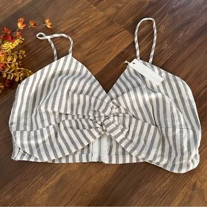 NWT Oliveacious Linen Crop Top